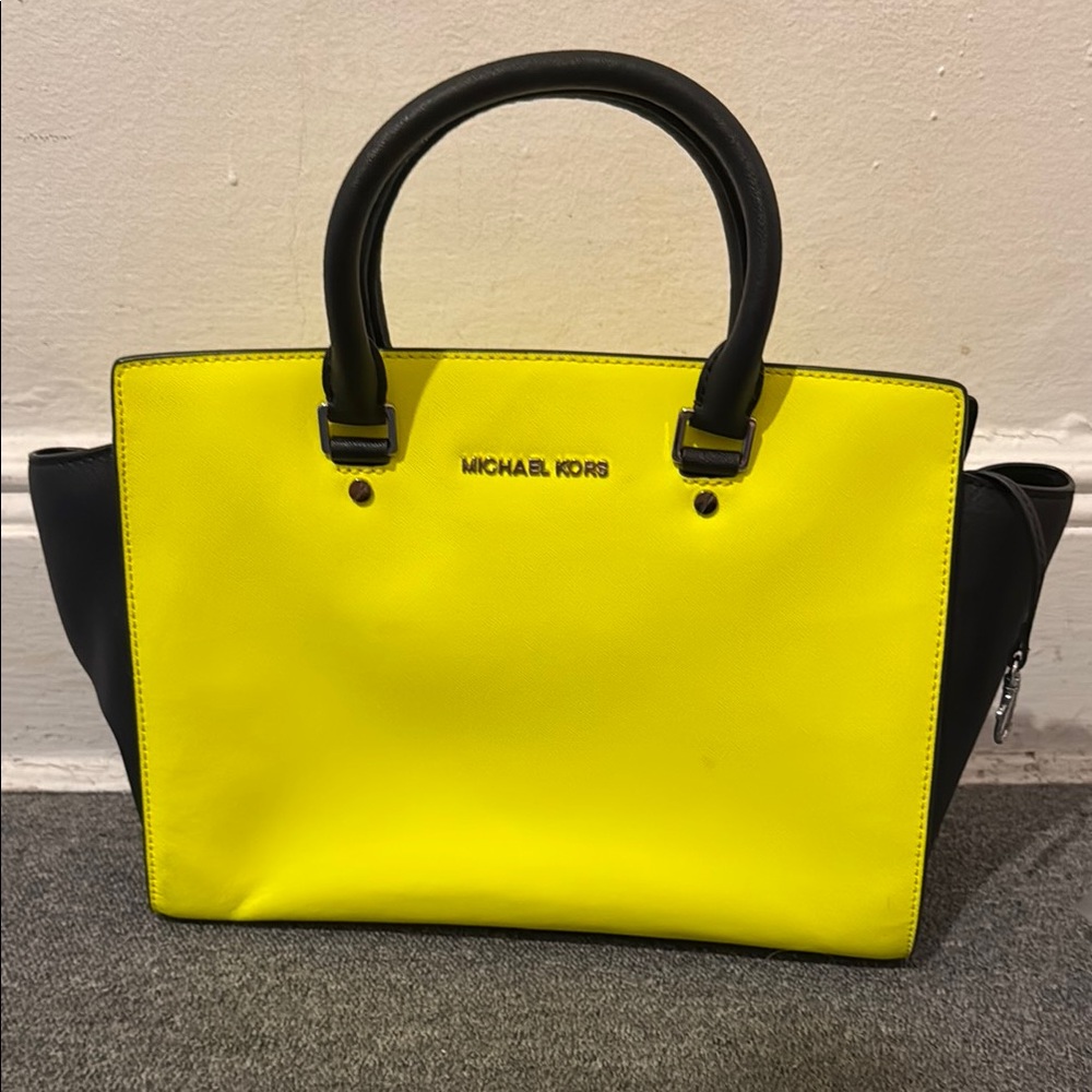 Michael Kors Yellow and Black Women's Bag